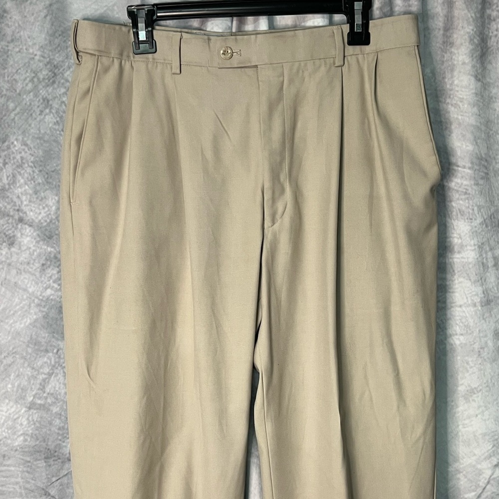 Louis Raphael Pleated Cuffed Khaki Dress Pants - 33x29 - Picture 2 of 8